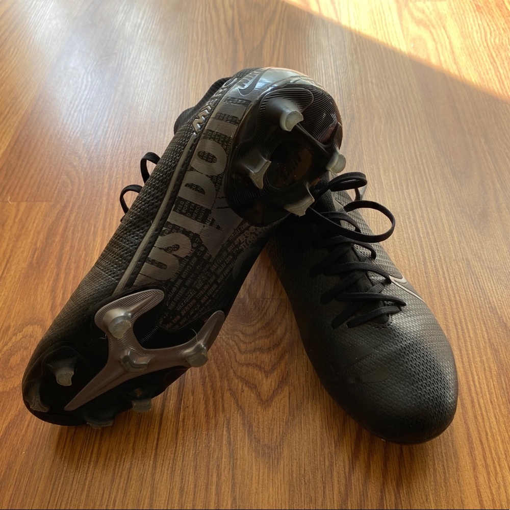 ❌SOLD❌Nike Soccer Cleats